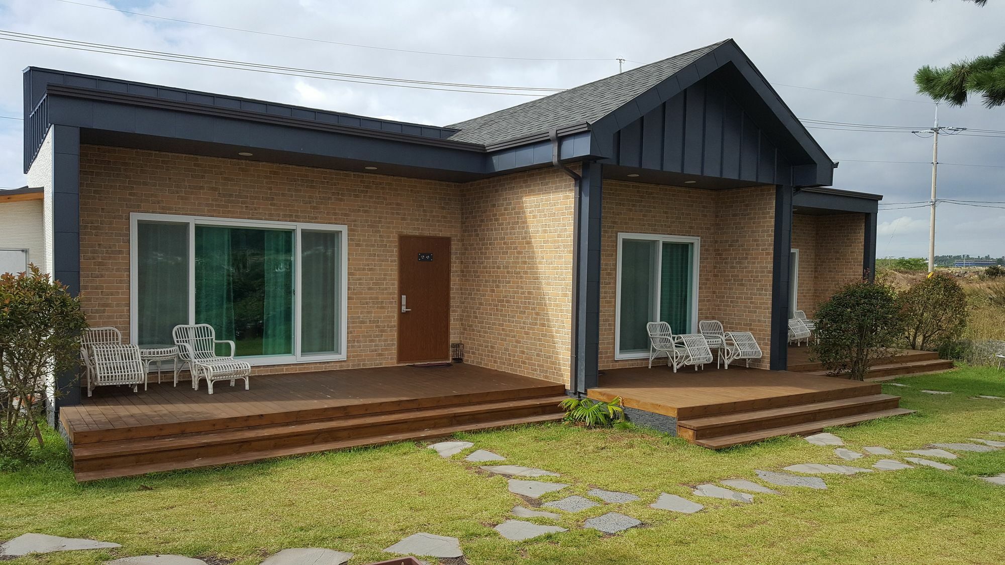 Wind Jeju Cafe & Pension Seogwipo-stad Buitenkant foto